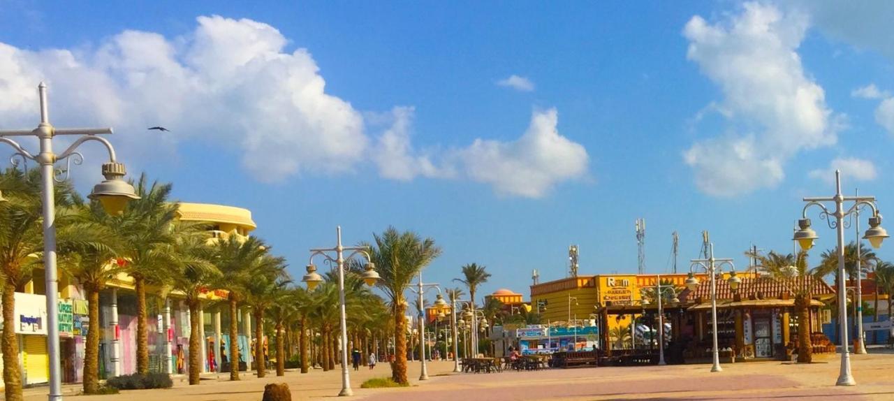 Desert Pearl Apartment Hurghada Bagian luar foto